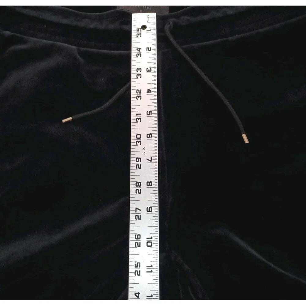 RARE Air Jordan Track Pants Mens Small Velour Black Gold Jumpman Nike AH2361-010